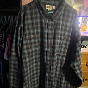 Duluth plaid button up